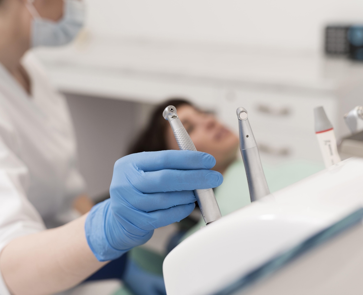 In what situations should zirconium crowns be preferred?